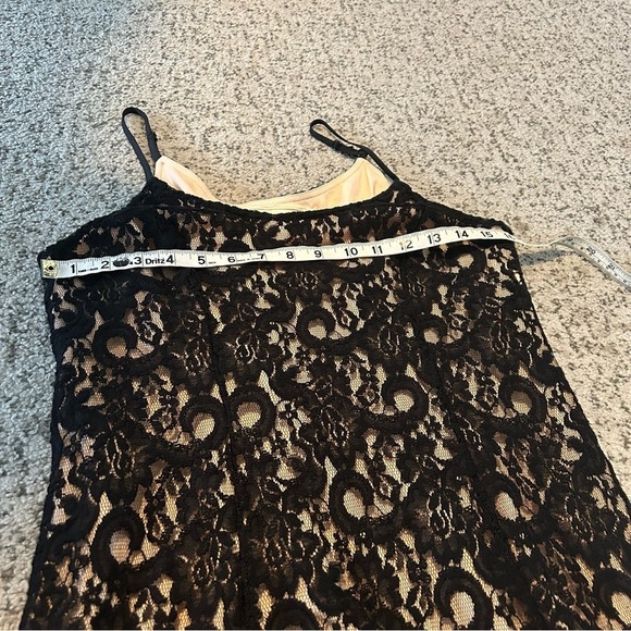 Anthropologie Moulinette Soeurs Cotrena Flounced Black Laced Dress Size 6 - Picture 8 of 12